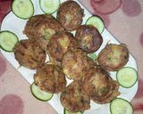 A picture of step 9 of Alu tikki.