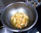 A picture of step 10 of Crispy potato wedges with mint tomato chutni.