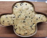 Foto del passaggio 15 della ricetta Colomba pasquale con gocce di cioccolato e lievito madre