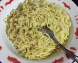 Foto langkah ke 1 dari resep Mie tumis sederhana.