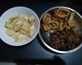 Foto langkah ke 1 dari resep Bihun Kari Vegetarian.