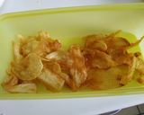 Foto langkah ke 2 dari resep Keripik kentang garing.