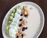 Hình bước làm 4 của món Yaourt kiwi yen mạch cho bữa sáng