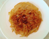 Foto del paso 9 de la receta: Huevos rotos con virutas de Paté sobre rosti de patatas