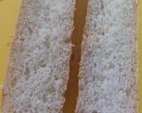 A picture of step 4 of Cream cheese panini.