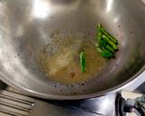 A picture of step 1 of Matar Poha.