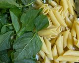 Foto langkah ke 5 dari resep Penne Panggang Bayam Keju.