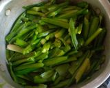 Foto langkah ke 1 dari resep Tumis Genjer + Teri.