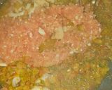 Foto del paso 2 de la receta: Arroz caldoso de langostinos y sepia