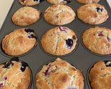 Muffin - macadamia, fehér csoki, málna és áfonya 😋👌 recept fázis 5 fotója
