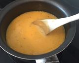 A picture of step 5 of Scrambled eggs on toast.