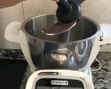 Foto del paso 2 de la receta: La mejor salsa de tomate casera para pizzas con Moulinex iCompanion
