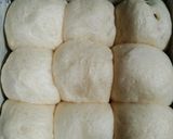 Foto langkah ke 3 dari resep Roti sobek.