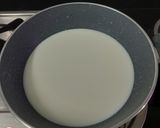 A picture of step 1 of Muskmelon Sharbat.