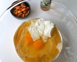 Une image de l'étape 2 de Basboussa, gâteau de semoule.