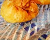 A picture of step 7 of Creamy Chicken kachori.