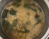 Hình bước làm 4 của món Canh Miso Rong Biển (Miso Soup)