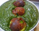 A picture of step 2 of Palak paneer kofta curry.