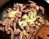 Tejszínes-borsós tarja recept fázis 2 fotója