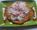 Foto langkah ke 7 dari resep Homemade Chicken Sausage Pizza.