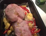 Foto del paso 2 de la receta: Pollo al horno con papas👏