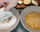Foto del paso 5 de la receta: Berenjenas fritas con salsa de yogur natural