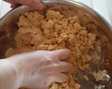 Foto del passaggio 4 della ricetta Passatelli in brodo glutenfree