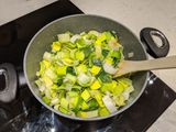 Cheesy Leek Soup