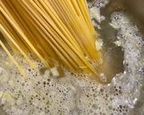 Une image de l'étape 2 de Spaghettis Vongole.