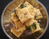 A picture of step 5 of Dhokla.