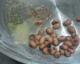A picture of step 3 of 15 minutes Jowar flour 'Ukadpendi'.