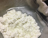 A picture of step 3 of Mutter Paneer.