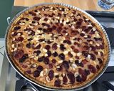 Une image de l'étape 16 de Maxi tarte aux cerises, amandes et fromage blanc.