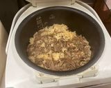 A picture of step 5 of Japanese Beef Rice.