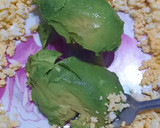 Foto del paso 3 de la receta: La pastita salvadora (palta, huevo y queso crema)