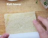 Foto langkah ke 1 dari resep Ide bekal - roti gulung sosis keju.