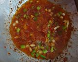 Foto langkah ke 4 dari resep Sambel terasi daun bawang matang.