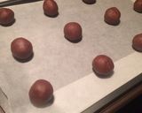 A picture of step 2 of Turtle Thumbprints.