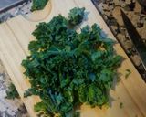 Foto del paso 5 de la receta: ¿Cómo preparar la col kale antes de cocinarla? #superalimento