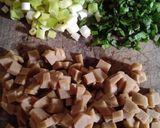 Foto langkah ke 1 dari resep Rogout Wortel Kentang Sosis (Untuk Isian Risoles / Roti Goreng / Pastel).