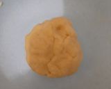 Foto langkah ke 2 dari resep Kulit Pastel renyah ekonomis tanpa telur.
