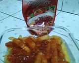 Foto langkah ke 2 dari resep Bolognese French Fries with Moza.
