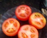 Foto del paso 1 de la receta: Tomates rellenos a la maby