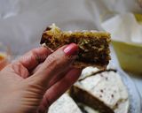 A picture of step 24 of Poppy seeds cake with lemon curd.