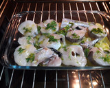 Foto del paso 3 de la receta: Pescadilla al horno