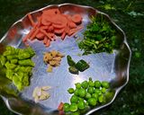 ক্রিস্পি ভেজ বার্গার (crispy veg burger recipe in Bengali) রেসিপি ধাপ - 1 ছবি