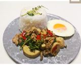 รูปขั้นตอนการทำที่ 4 ของ 🍳ข้าวกะเพราหมูสับไข่ดาว🌿