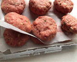 Foto del paso 12 de la receta: Hamburguesitas de vacuno con cebolla, en airFryer