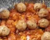 Foto del paso 8 de la receta Guisantes con albóndigas de atún