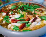 รูปขั้นตอนการทำที่ 7 ของ ต้มปลาผักกาดดองหม้อไฟ (酸菜鱼) อาหารจีนเสฉวน
